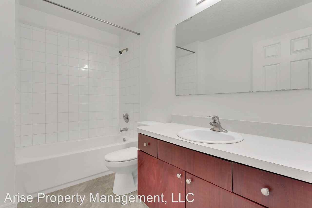 2961 - 3035 Walnut Court - Photo 3 of 10