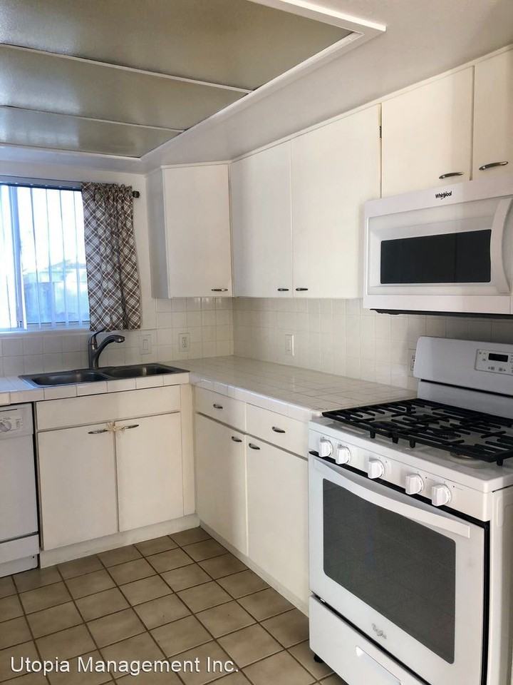 73625 Catalina Way - Photo 3 of 12