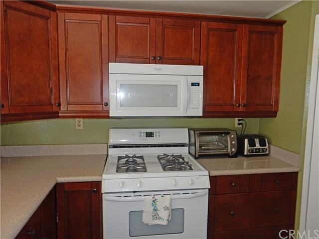 2590 Huntington Dr #G - Photo 3 of 11