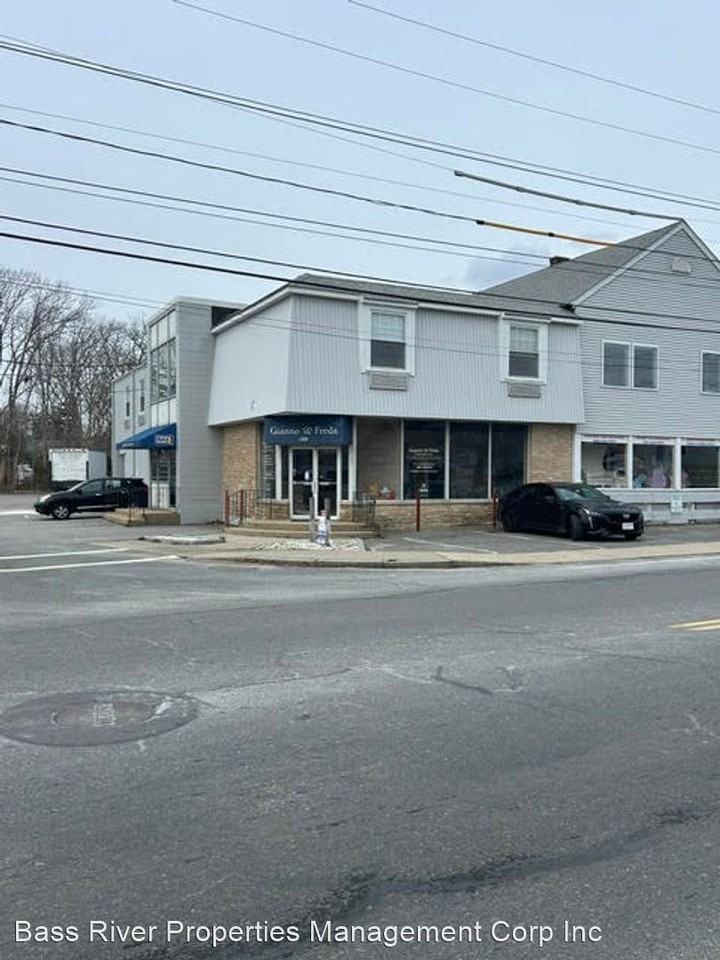 233-239 Barnstable Road - Photo 2 of 11