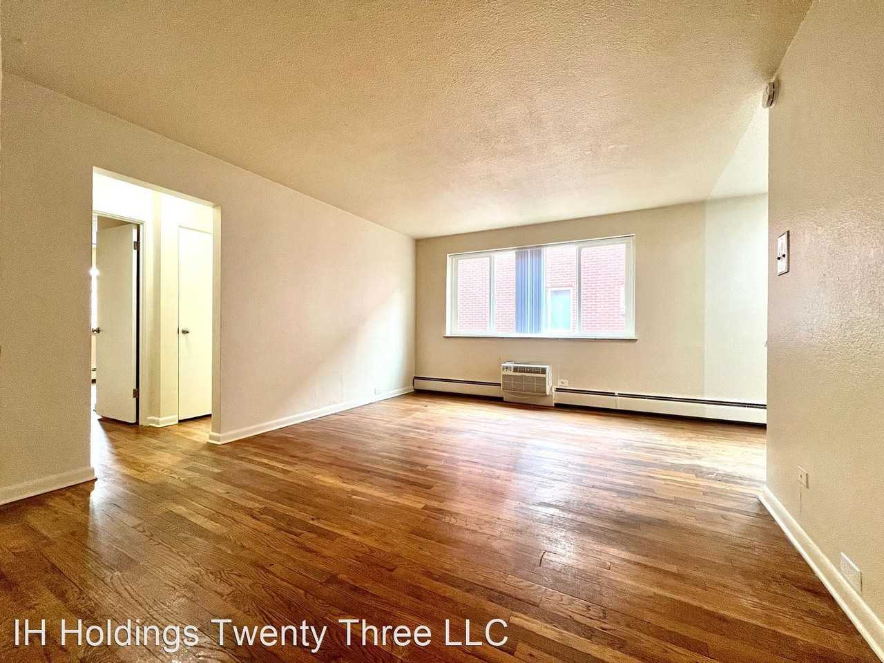 Dahlia Apartments in Hale neighborhood 801 Dahlia St, Denver, CO