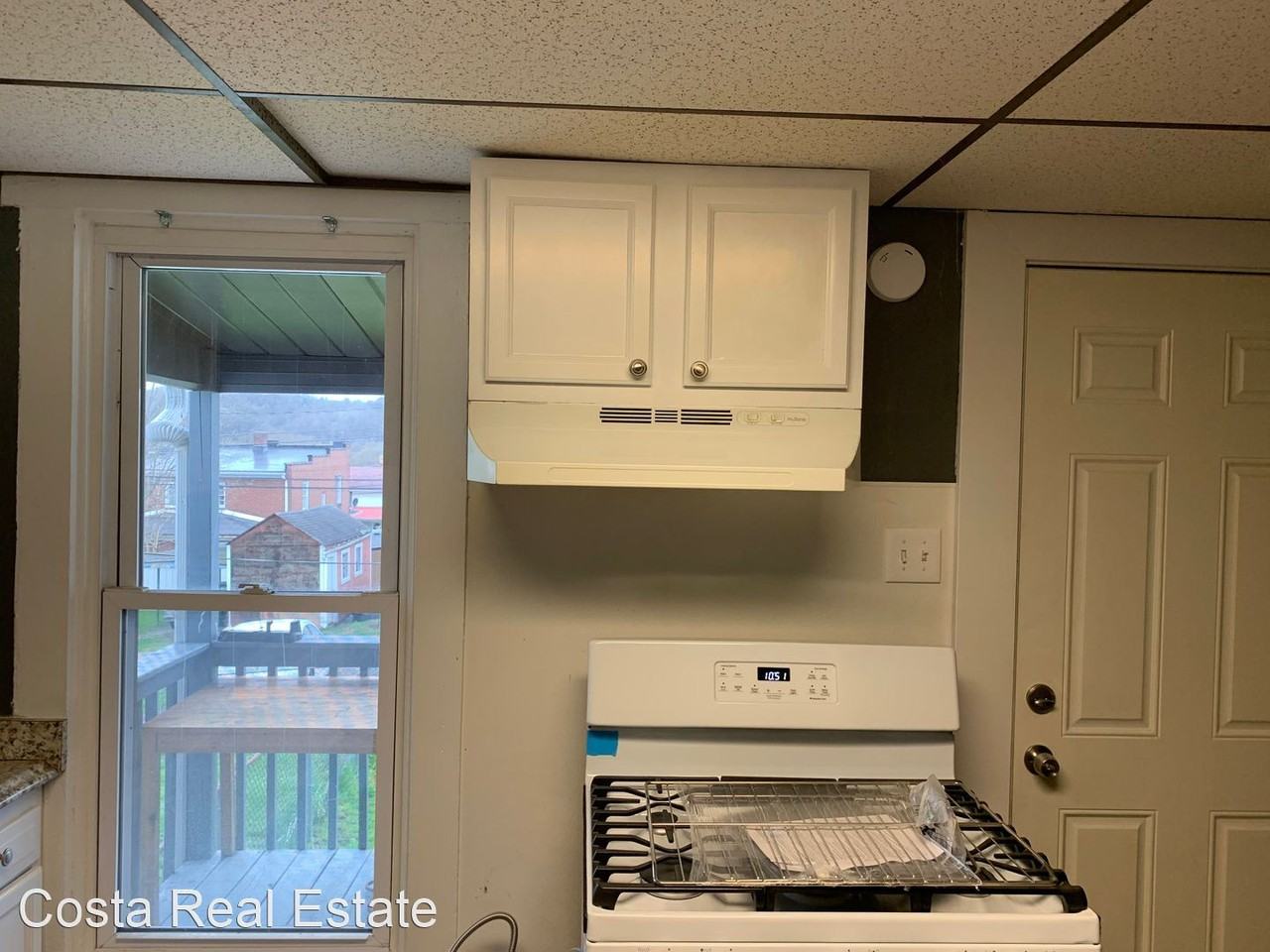 1612 Poplar Street - Photo 2 of 7