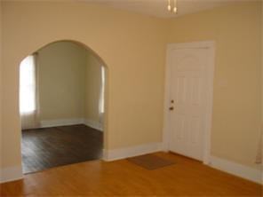 1315 Glen Ave - Photo 3 of 7