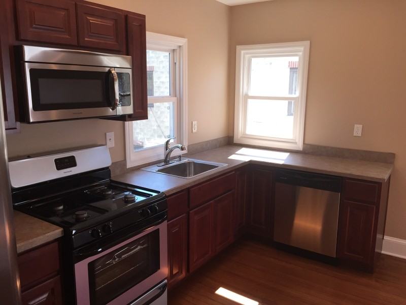 16 Park Pl - Photo 3 of 17