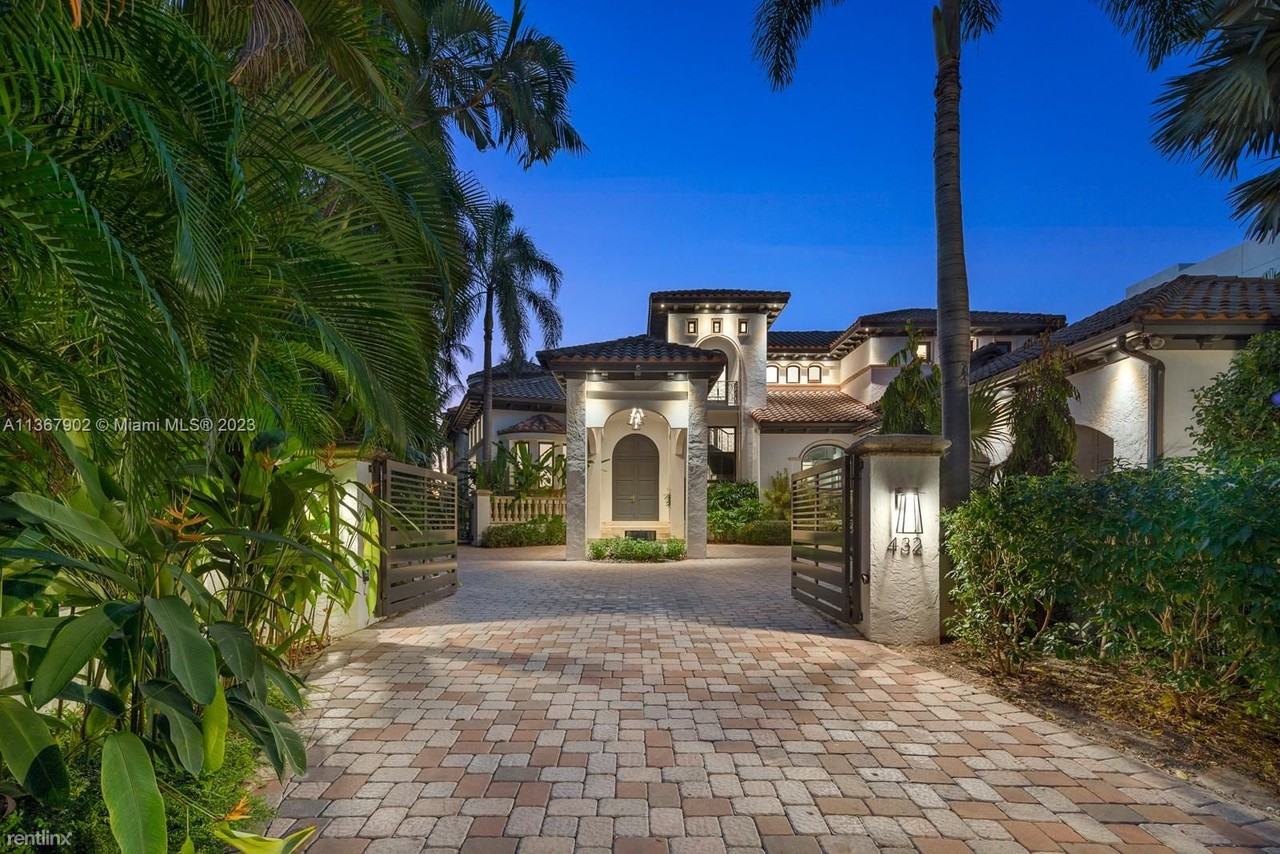 Houses for Rent In Star, Palm and Hibiscus Islands, Miami Beach, FL