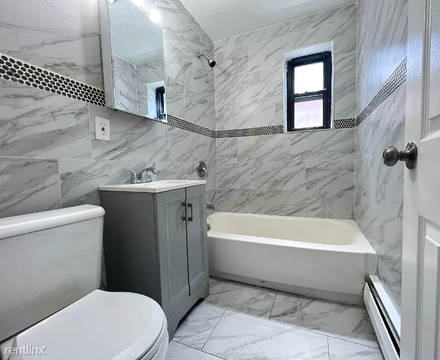 130 Chancellor Ave - Photo 2 of 5