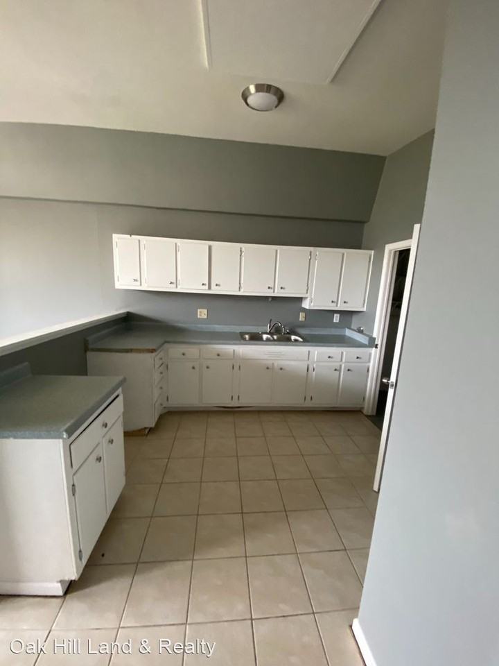 1581 Harrington Loop - Photo 2 of 10