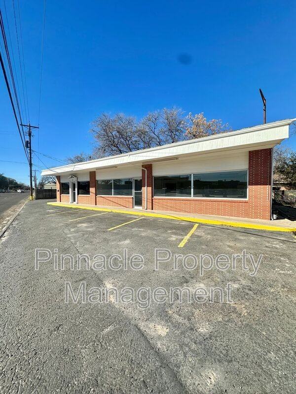 2312 W Avenue N - Photo 6 of 6