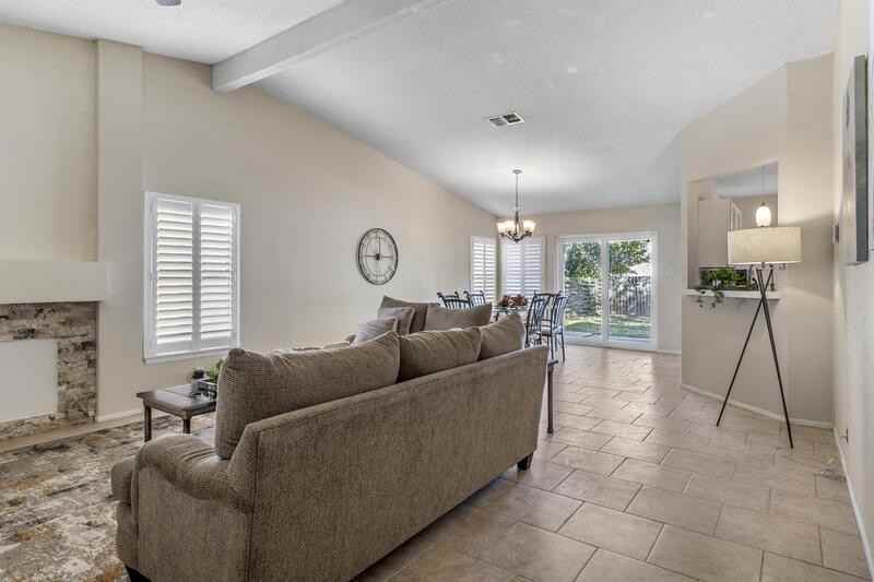 8107 Odessa Oaks - Photo 2 of 8