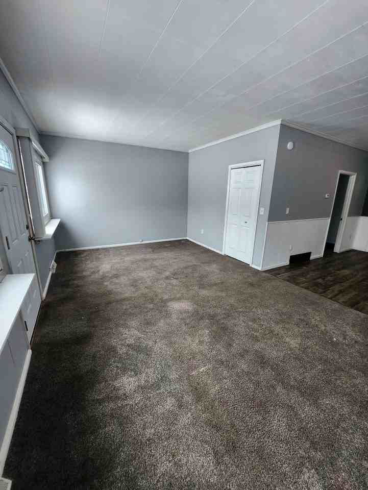 9 E Lincoln Ave - Photo 3 of 11