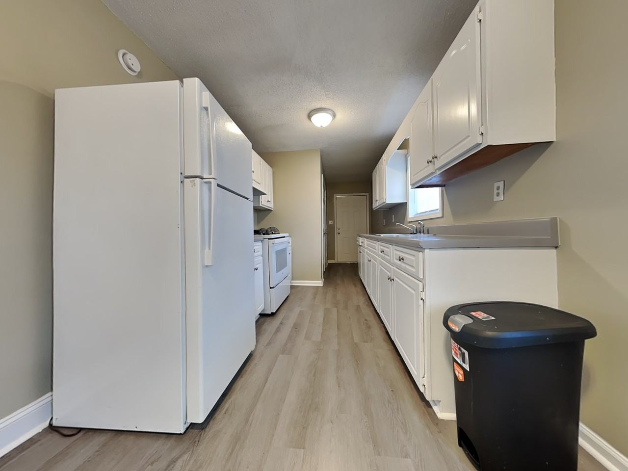 481 Iota Avenue South - Photo 2 of 18