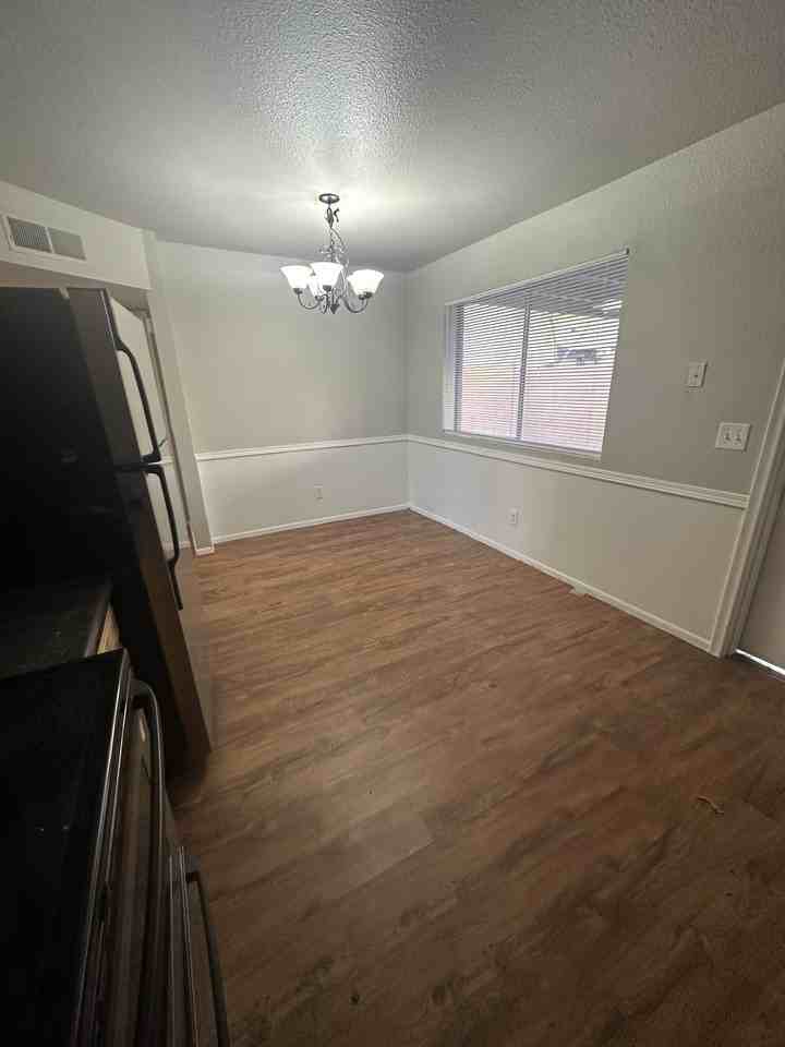 1050 S Stapley Dr - Photo 3 of 10