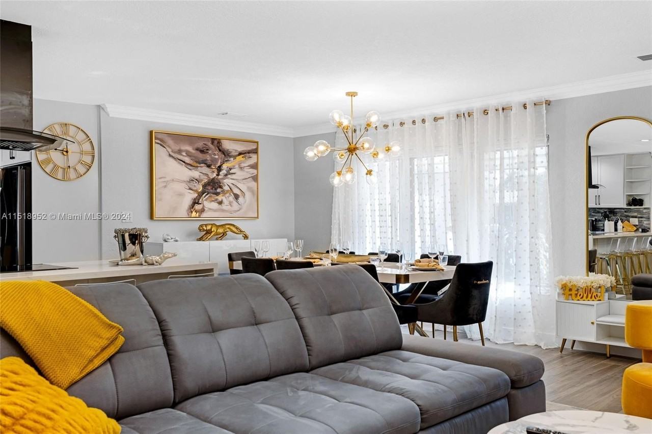 5801 Ne 18th Ter - Photo 7 of 50