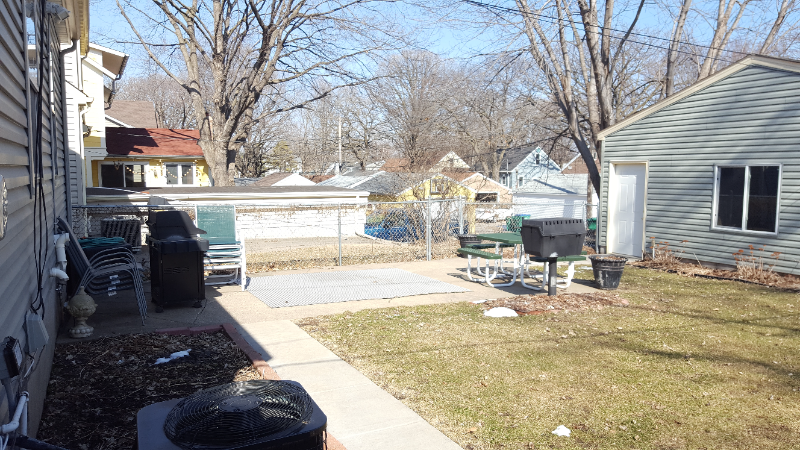 2741 Idaho Ave S - Photo 3 of 21