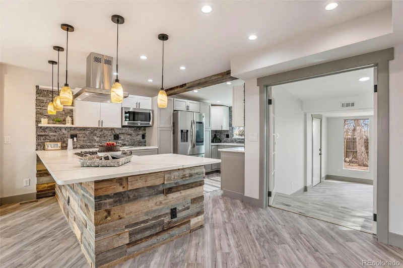 6120 E 60th Pl #A - Photo 2 of 19