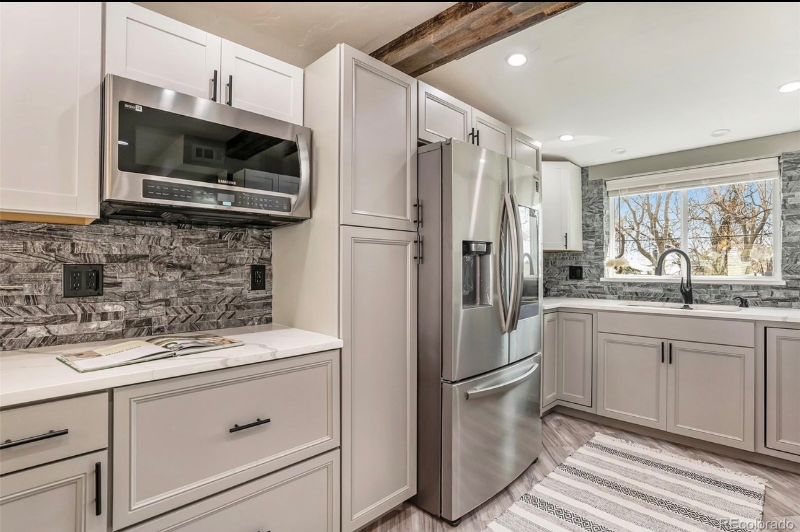 6120 E 60th Pl #A - Photo 3 of 19