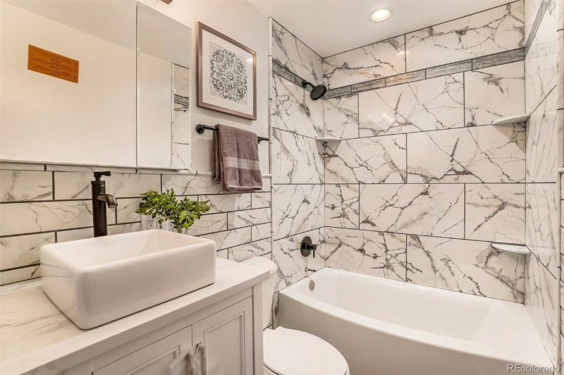 6120 E 60th Pl #A - Photo 6 of 19