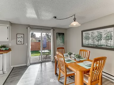 4526 132nd Pl Ne - Photo 3 of 6
