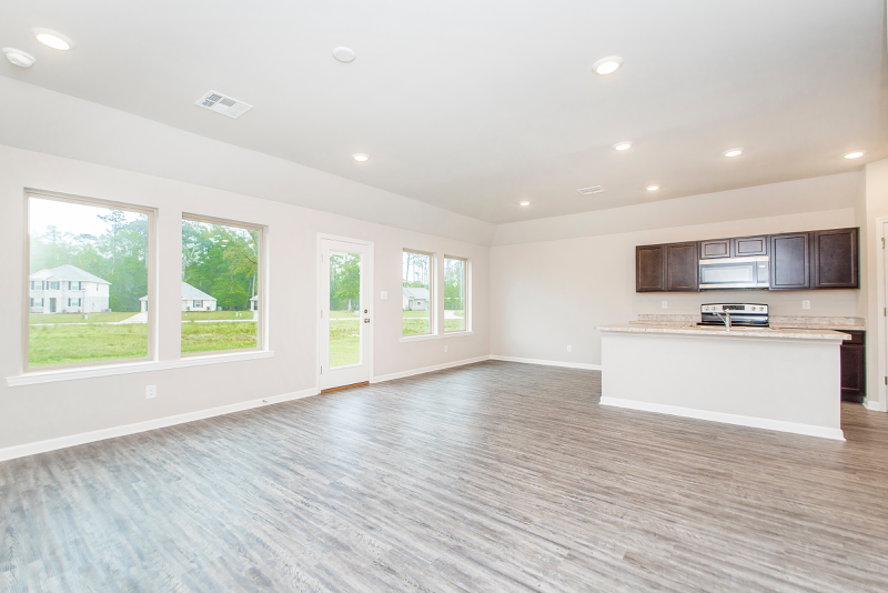 18176 Fox Hollow Loop - Photo 3 of 10