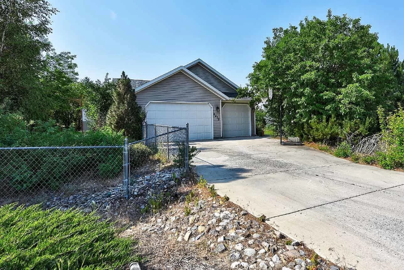 4275 Iverson Rd - Photo 2 of 2