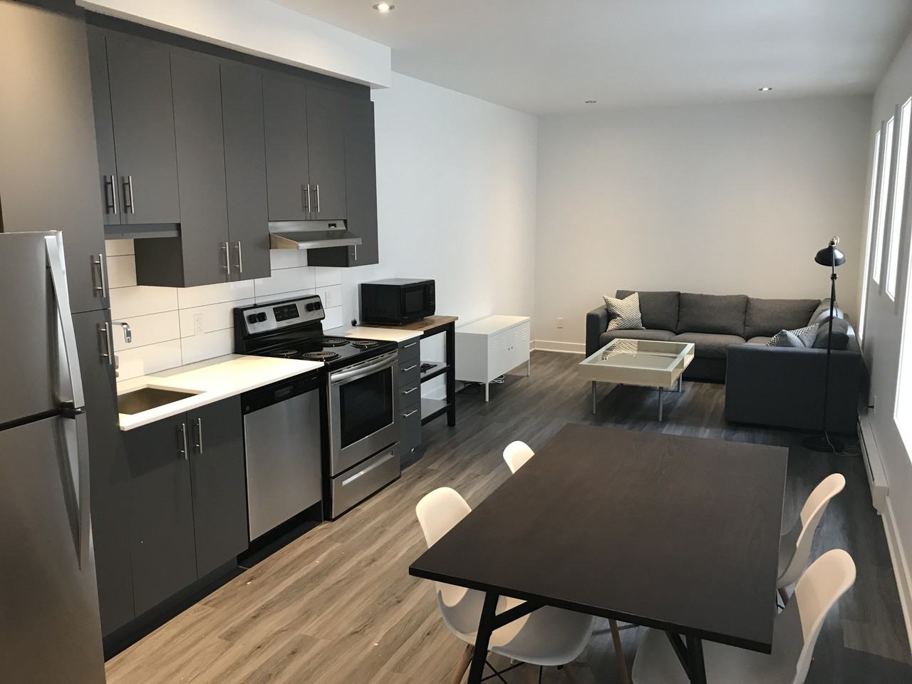 Le 2065 - Photo 2 of 9