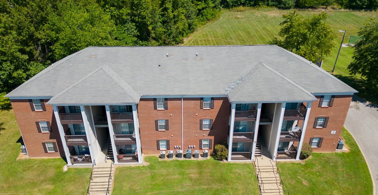 Hickory Manor - Photo 3 of 20