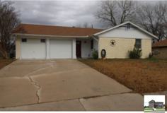 211 E Hogan Dr - Photo 1 of 1