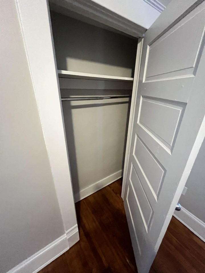 502 N Loudoun St #B - Photo 6 of 15