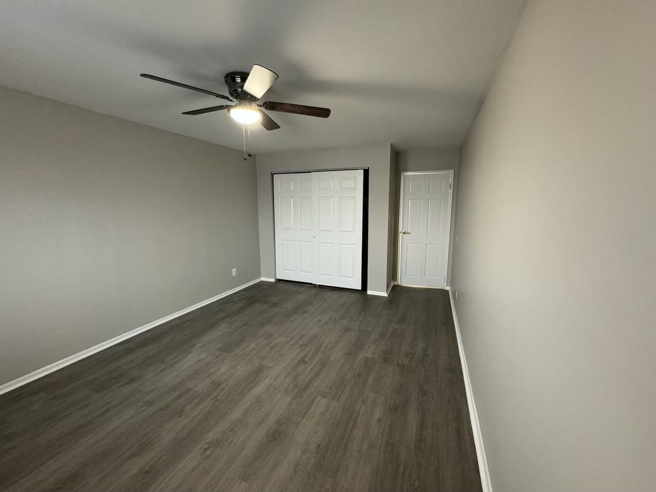 Liberty Court Apartments - Photo 4 of 7