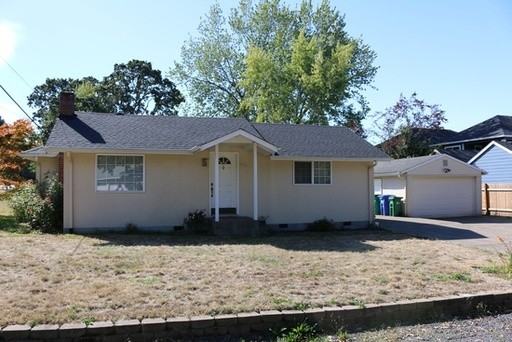 6010 SW Dickinson St - Photo 2 of 18