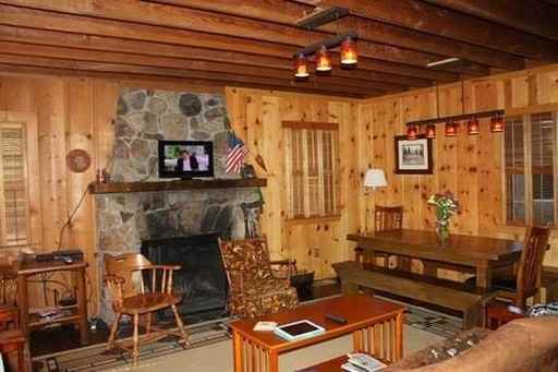 8619 Brockway Vista Ave - Photo 2 of 3