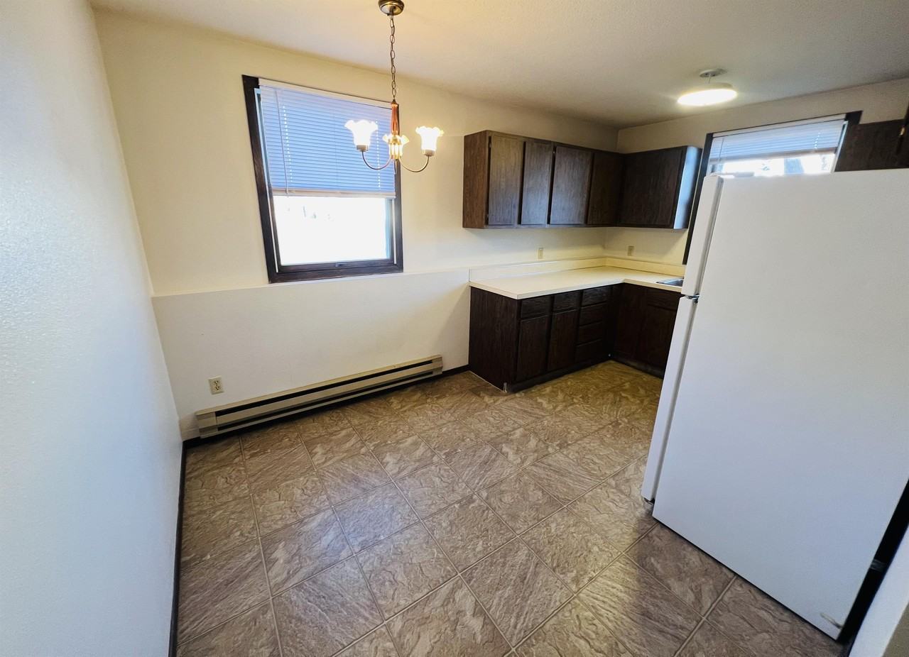 508 N Kline St #4 - Photo 4 of 12