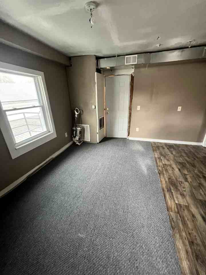 365 Troup St #2 - Photo 3 of 8