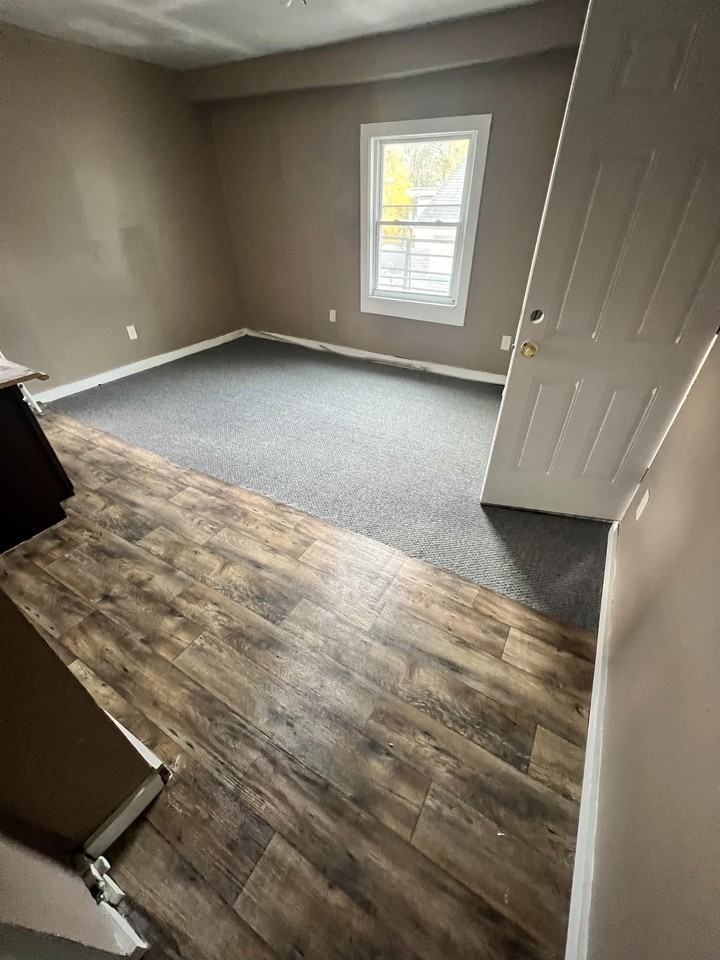 365 Troup St #2 - Photo 5 of 8