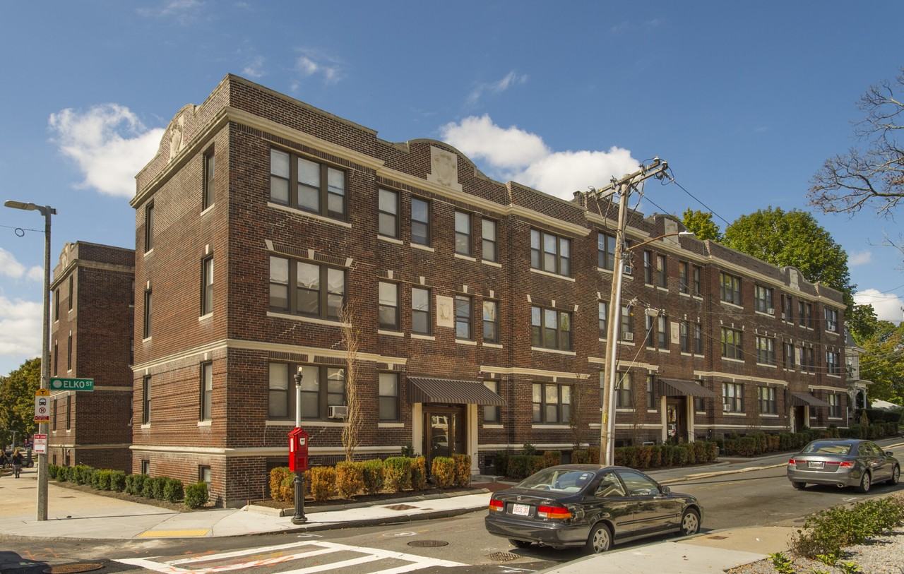 8 Elko St #10