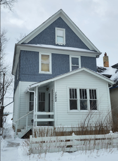 1292 Alexander Ave, Winnipeg, MB R3E 1L2 2 Bedroom Apartment for 1,195