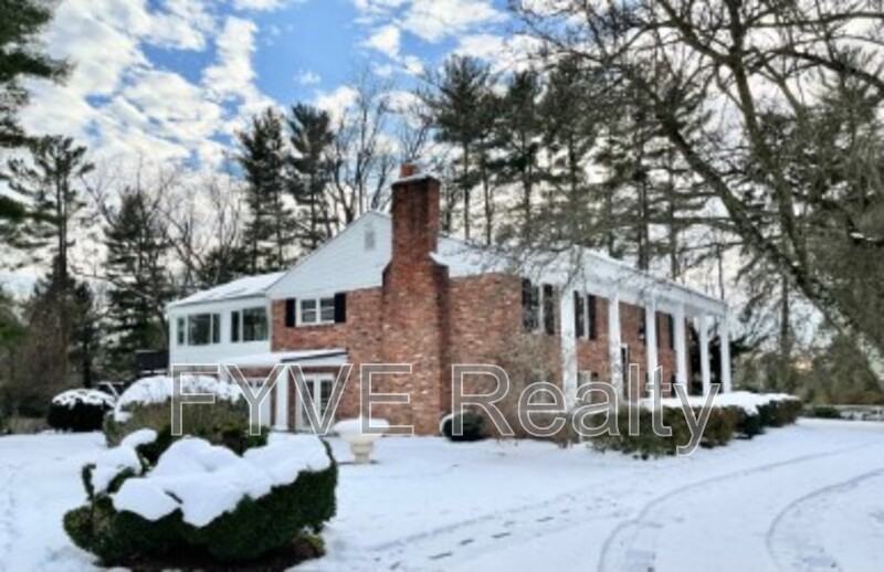 9621 Atwood Rd - Photo 3 of 34