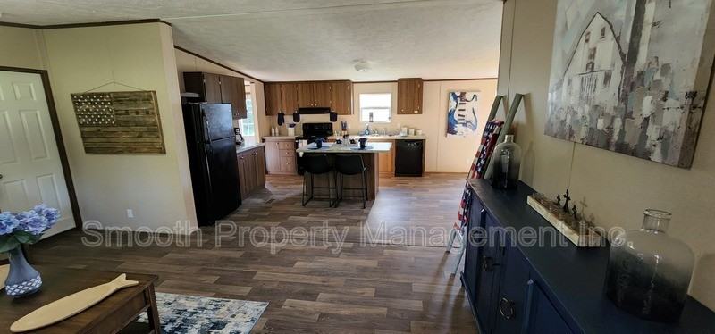 7812 Fleetwood Dr - Photo 2 of 11