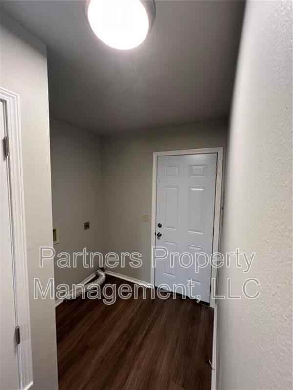 5705 Sara St - Photo 7 of 17