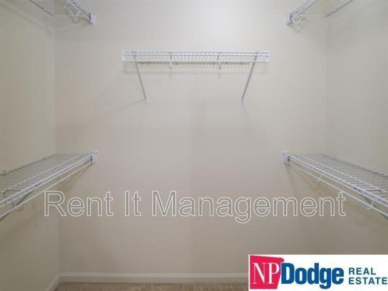 4701 Navenue - Photo 6 of 16