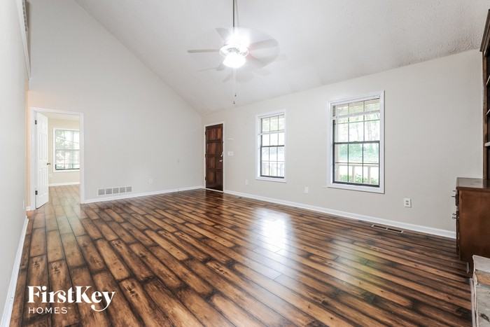3418 Chastain Trce - Photo 3 of 15