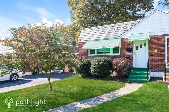 1007 12th Ave - Photo 2 of 19