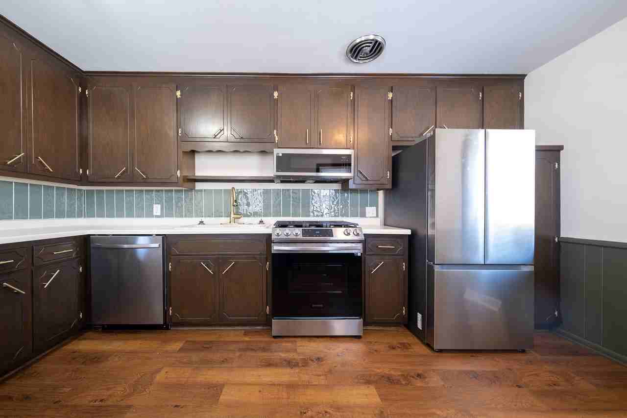 130 W 86th St #1 - Photo 4 of 30