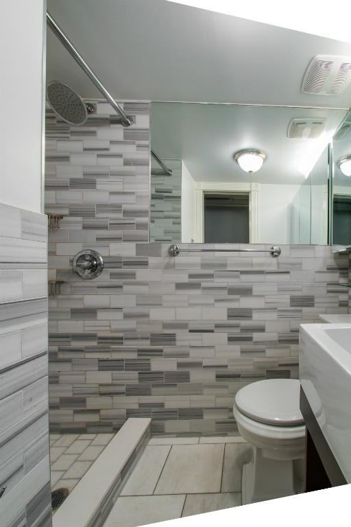 345 W 53rd St #A - Photo 4 of 4