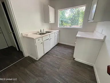 4229 Meadowmont Dr #1 - Photo 2 of 6