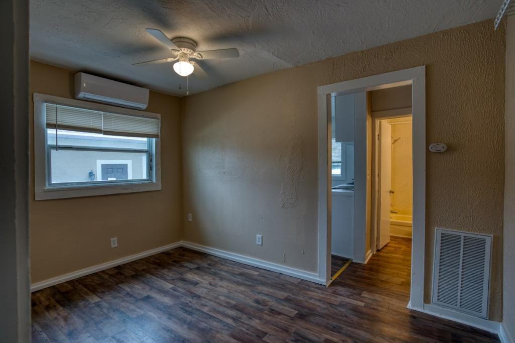 1735 13th Ave S - Photo 3 of 7