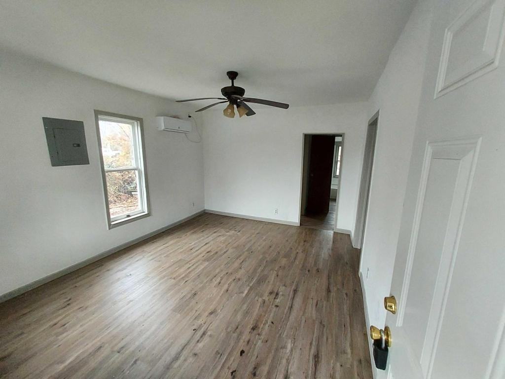 2604 Appleton Ave - Photo 2 of 9