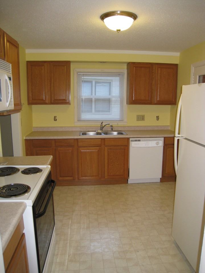 1410 10th St N - Photo 2 of 22