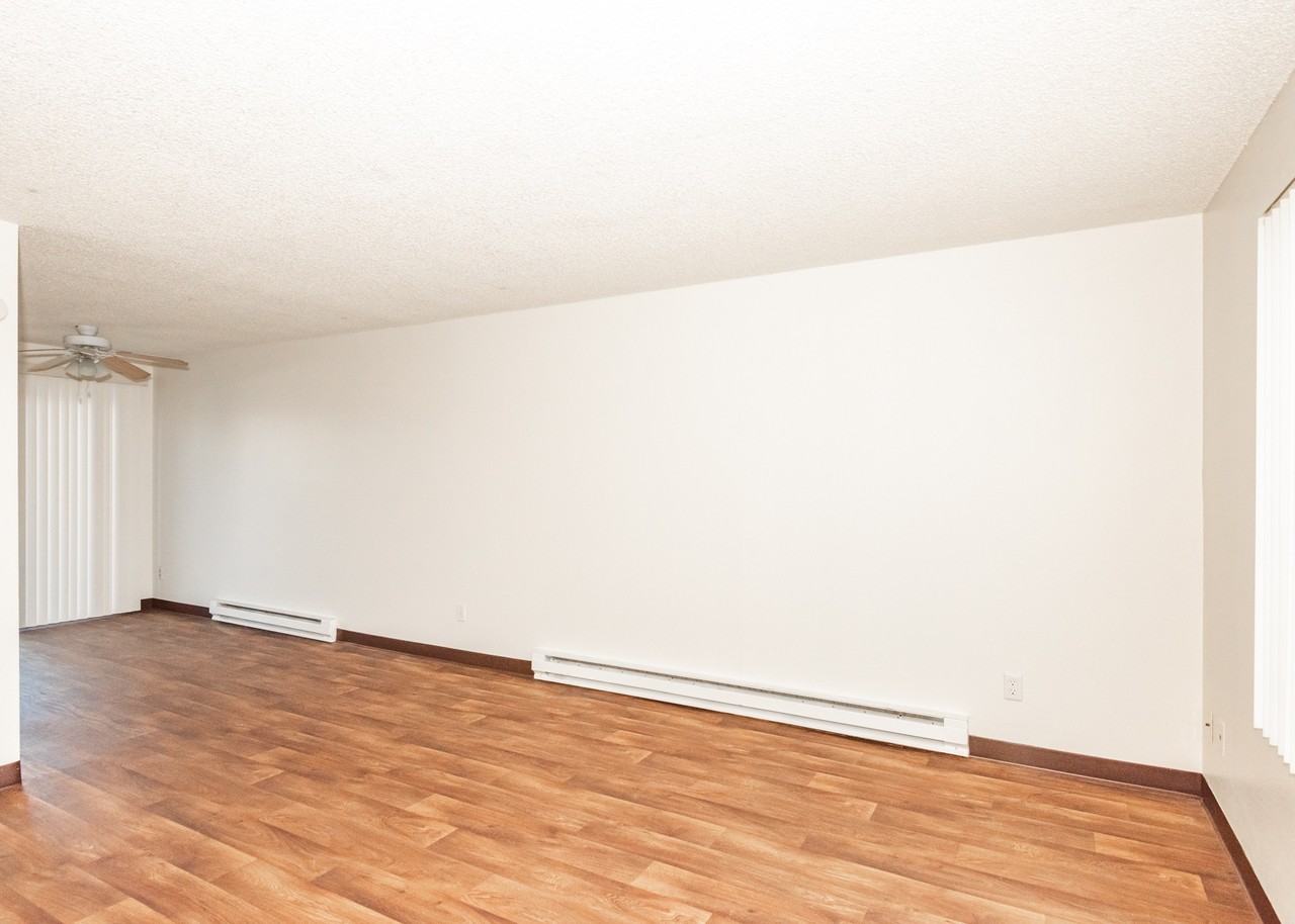 Cinnamon Square Apartments - Photo 6 of 16