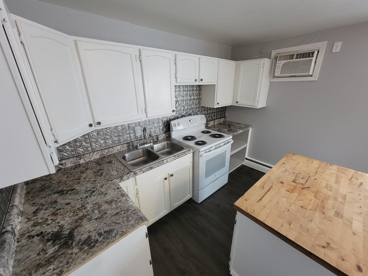 214 Arthur St, Manistee, MI 49660, USA 2 unit Rentals Zumper